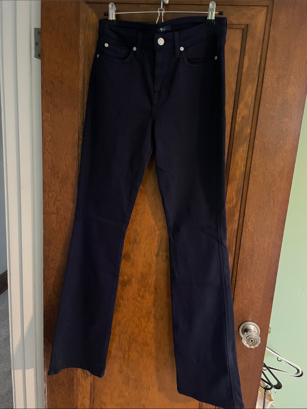 NWOT Seven for All Mankind Women's Navy Flare stretch Jeans
